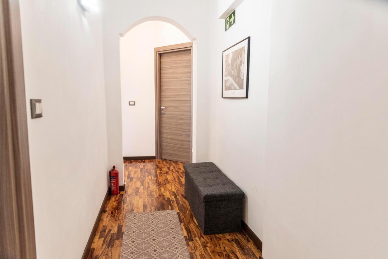 Merulana Suite Apartment Roma Esterno foto